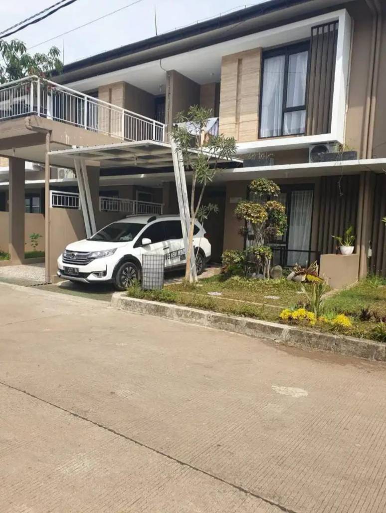 Dijual Rumah Mewah Komplek Buah Batu lSquare Sebrang Exit Tol Buah batu