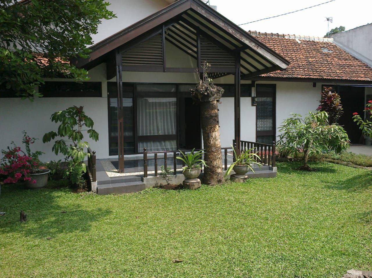 Dijual Rumah lama Hook hitung tanah Turangga