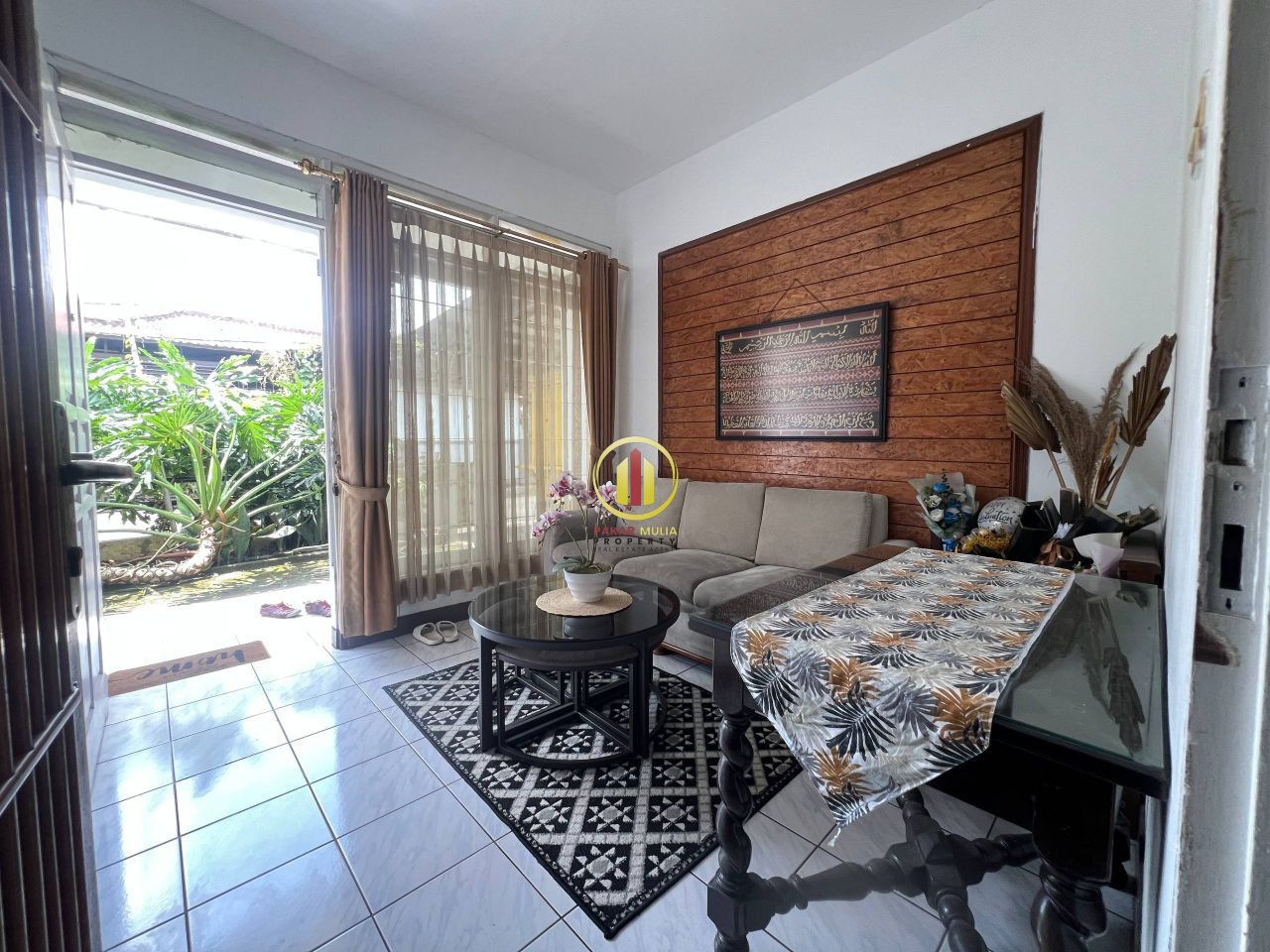Rumah terawat siap huni turangga buahbatu kota bandung